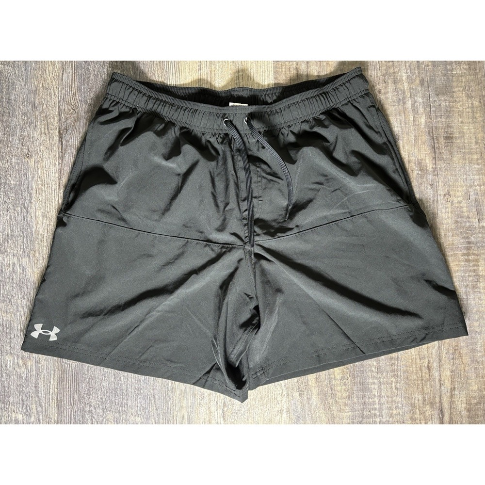 Under Armour Active Wear Mens XL All Black Shorts
